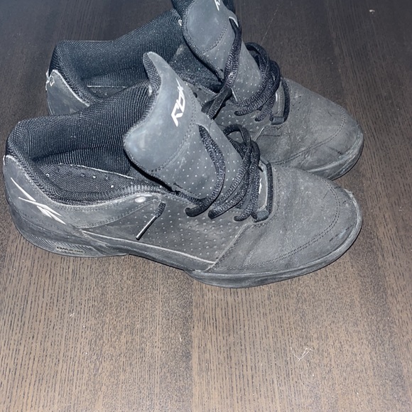 Reebok Black Sneakers - Picture 2 of 4